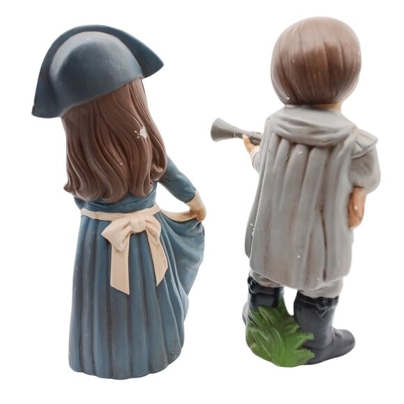 Vintage Colonial Boy & Girl Figurines, Studio Ceramic Pilgrim Pair - Picture 3 of 5